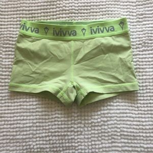 IVIVVA RHYTHMIC SHORT Luxtreme 8